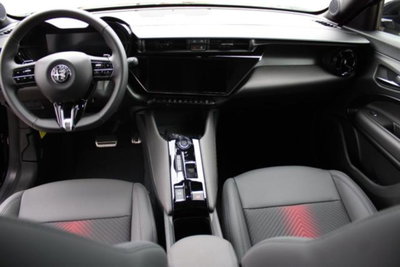 Alfa Romeo Junior 1.2 ibrida Speciale 145cv edct6 (15)