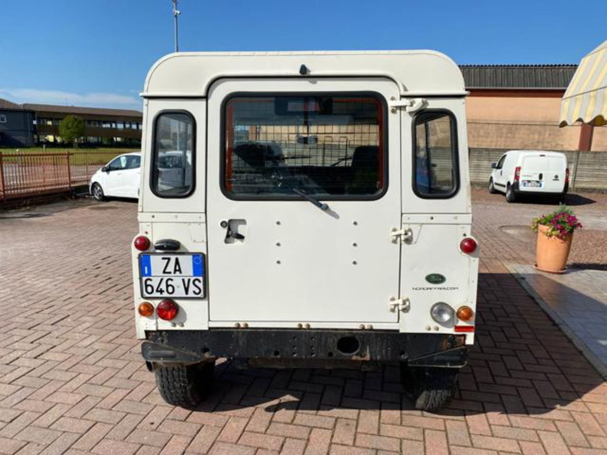 Land Rover Defender 90 2.5 Td5 Soft-Top (5)