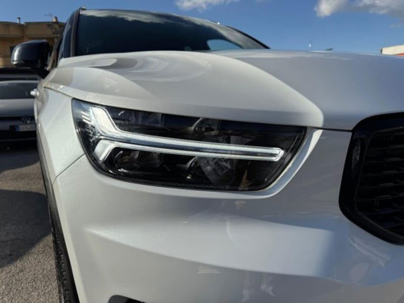 Volvo XC40 D4 AWD Geartronic R-design