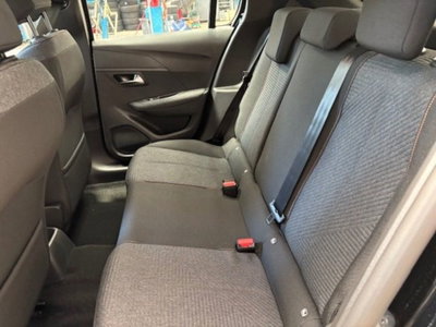 Peugeot 208 1.2 puretech Active s&s 100cv (10)