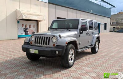 Jeep Wrangler Unlimited 2.8 CRD DPF Sahara Auto usata