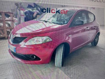 Lancia Ypsilon 1.0 FireFly 5 porte S&S Hybrid Gold Plus usata