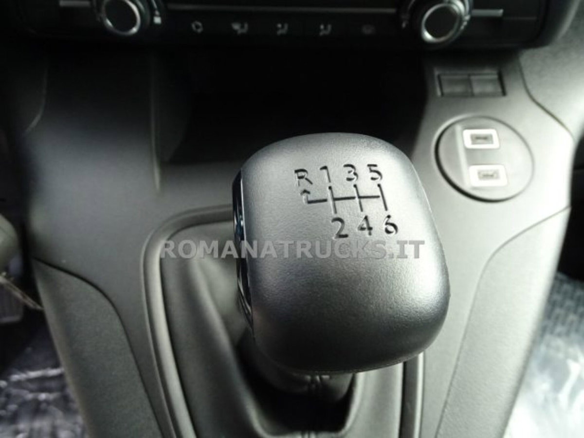 Peugeot Partner Furgone XL 1.5 diesel 100cv S&S (14)
