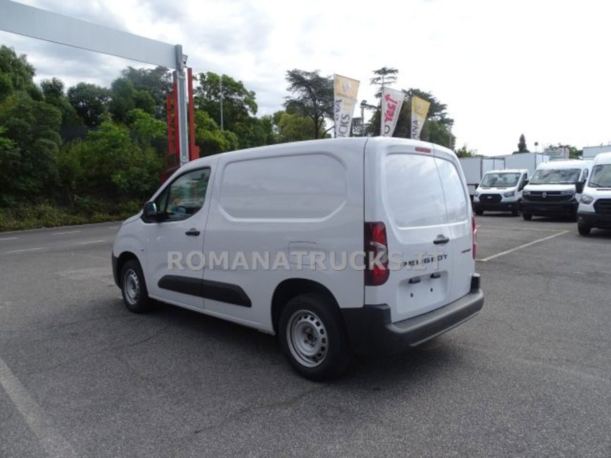 Peugeot Partner Furgone XL 1.5 diesel 100cv S&S (5)