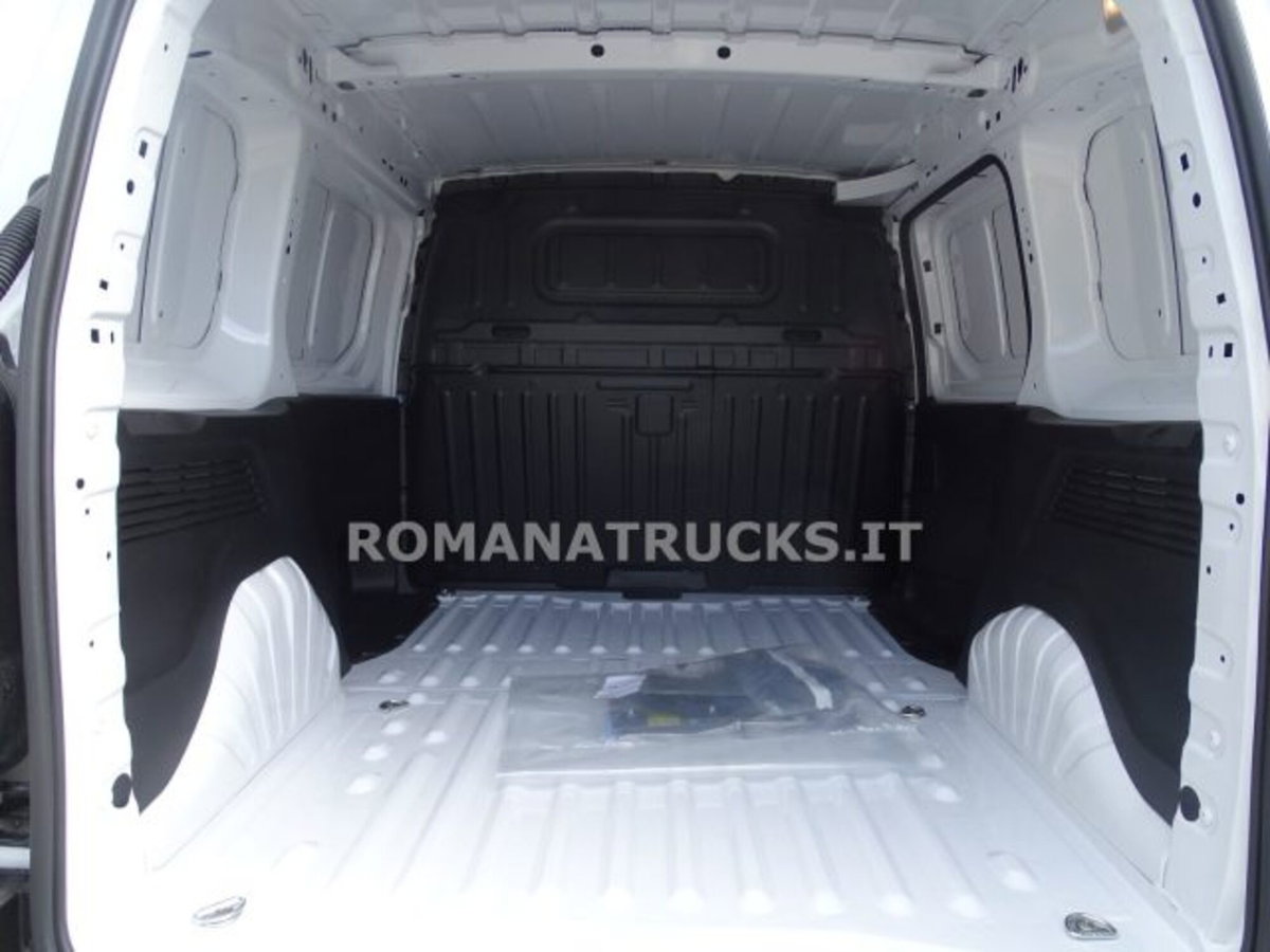 Peugeot Partner Furgone XL 1.5 diesel 100cv S&S (8)