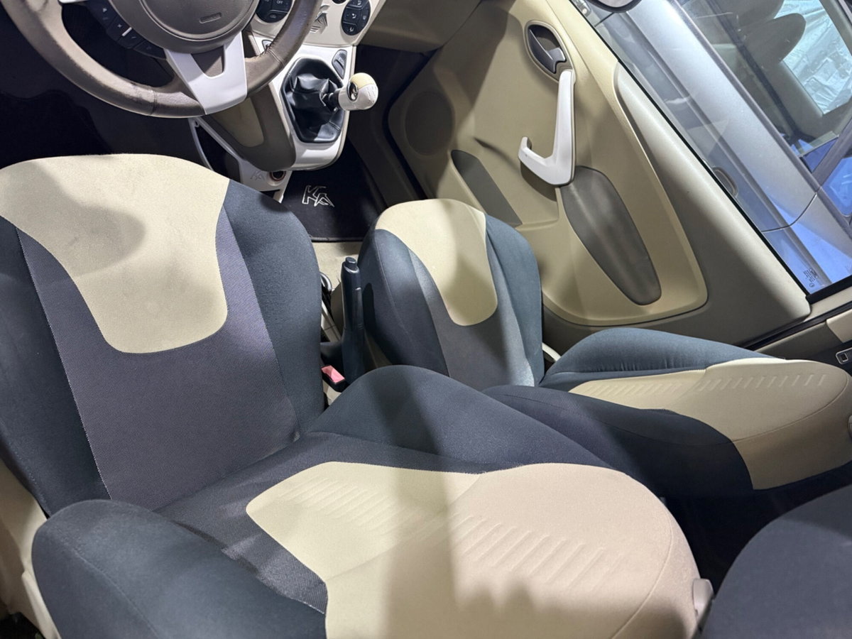 Ford Ka 1.3 TDCi 75CV Titanium cDPF (6)