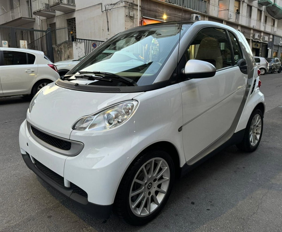 smart Fortwo 800 40 kW coupé passion cdi (4)