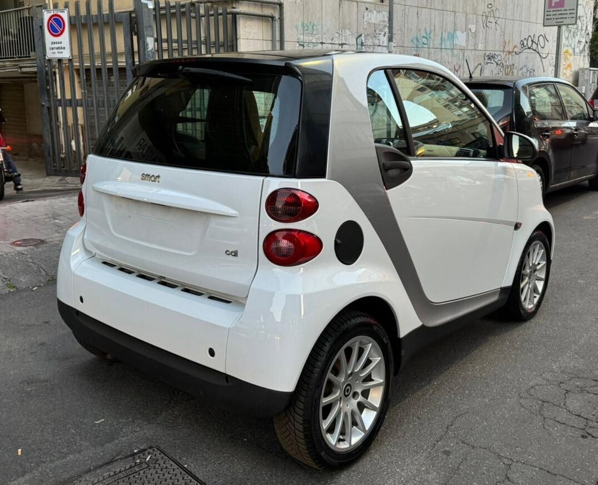 smart Fortwo 800 40 kW coupé passion cdi (7)