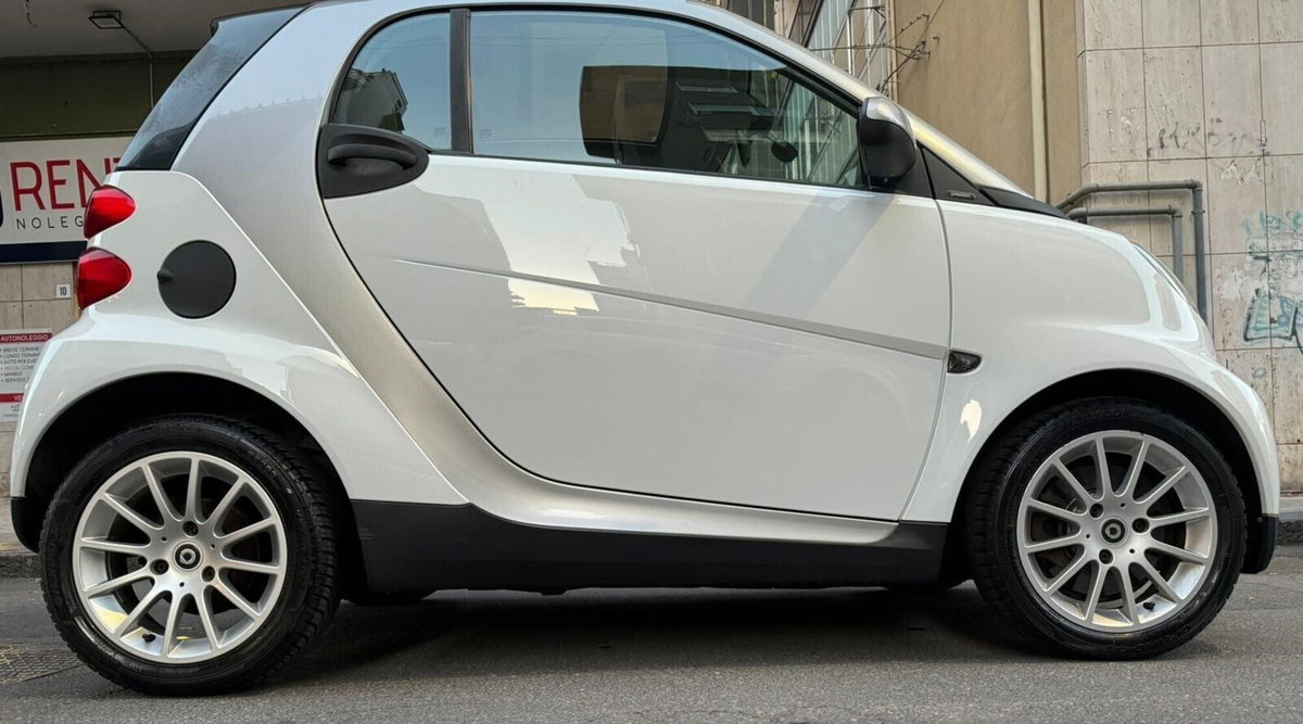 smart Fortwo 800 40 kW coupé passion cdi (8)