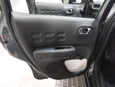 Citroen C3 BlueHDi 75 S&S Shine (17)