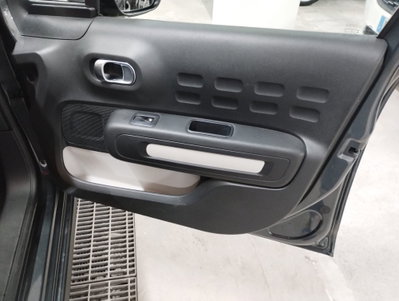 Citroen C3 BlueHDi 75 S&S Shine (19)