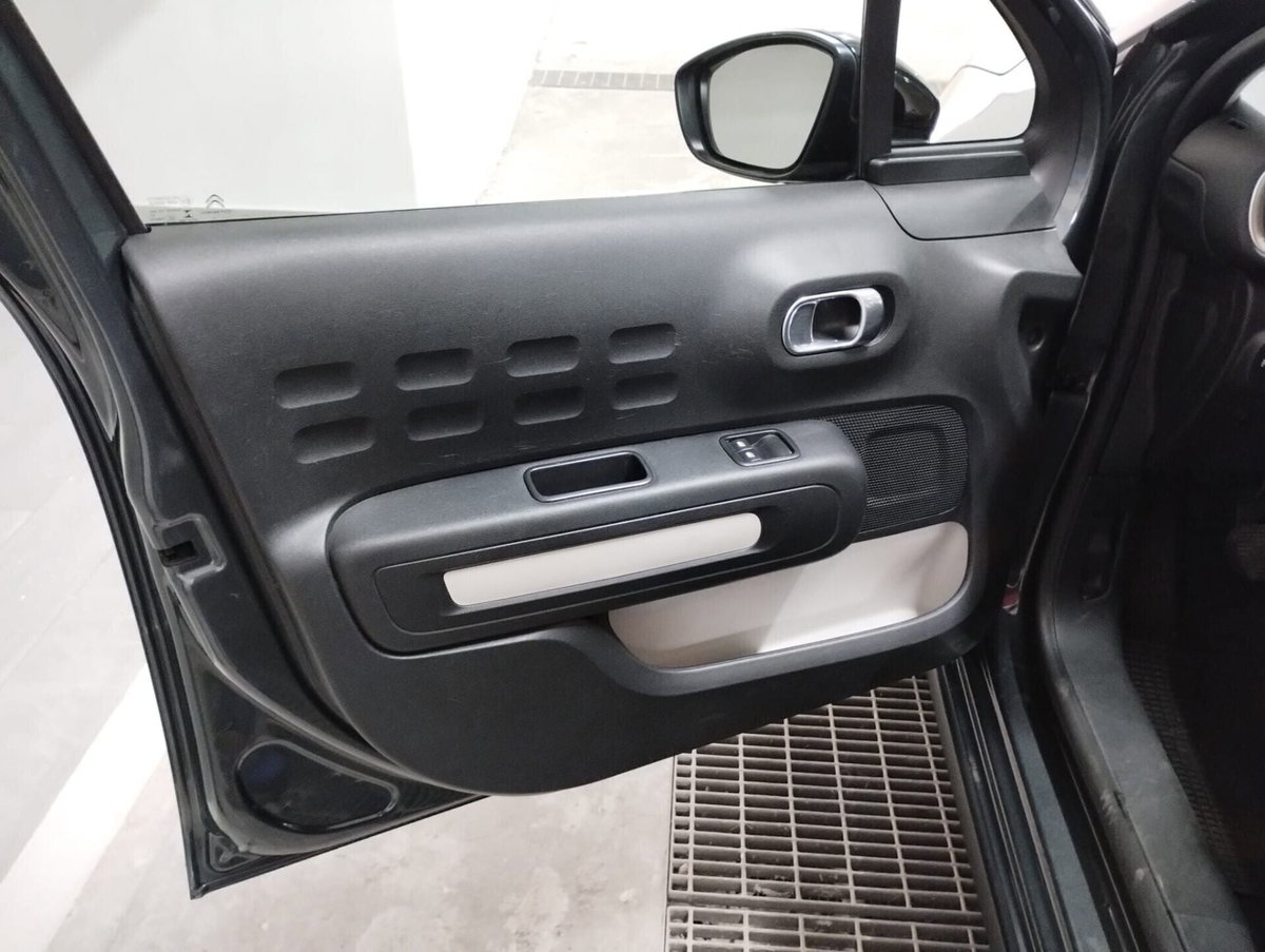 Citroen C3 BlueHDi 75 S&S Shine (9)