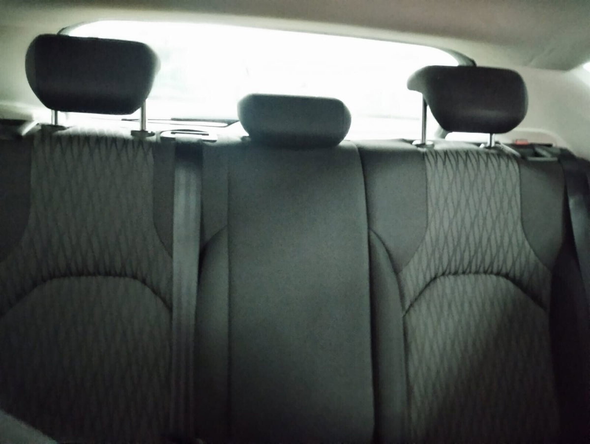 SEAT Leon 1.6 TDI 105 CV 5p. Style (12)