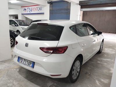 SEAT Leon 1.6 TDI 105 CV 5p. Style (3)