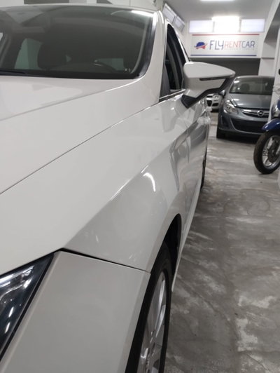 SEAT Leon 1.6 TDI 105 CV 5p. Style (5)