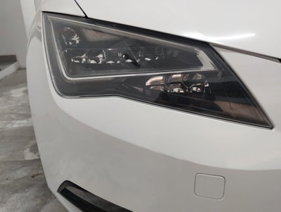 SEAT Leon 1.6 TDI 105 CV 5p. Style (6)