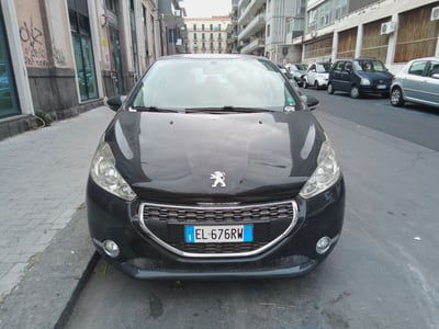 Peugeot 208 HDi 68 CV 5 porte Allure usata