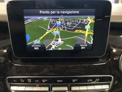 Mercedes-Benz Classe V 220 d Premium Long (14)