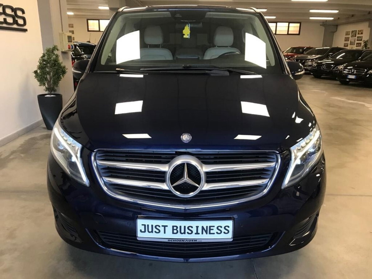 Mercedes-Benz Classe V 220 d Premium Long (2)