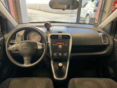 Opel Agila 1.0 12V 65CV Enjoy (8)