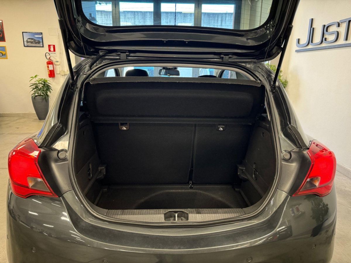 Opel Corsa Coupé 1.3 CDTI ecoFLE95CV Start&Stop Innovation (14)