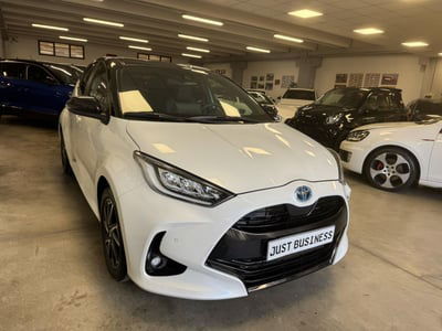 Toyota Yaris 1.5 Hybrid 5 porte Premiere usata