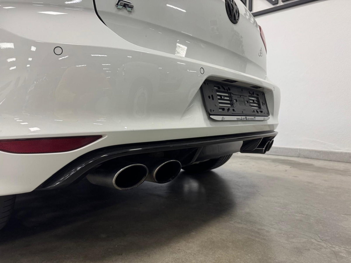 Volkswagen Golf R 2.0 DSG 5p. (14)