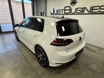 Volkswagen Golf R 2.0 DSG 5p. (6)