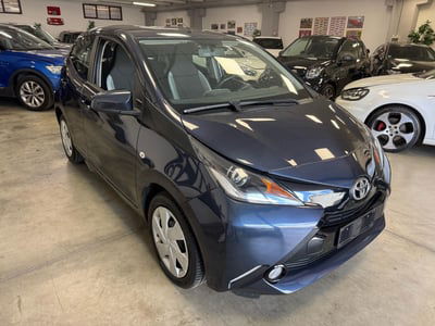 Toyota Aygo 1.0 VVT-i 69 CV 5 porte x-cool TSS MMT usata