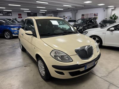 Lancia Ypsilon 1.2 Argento usata