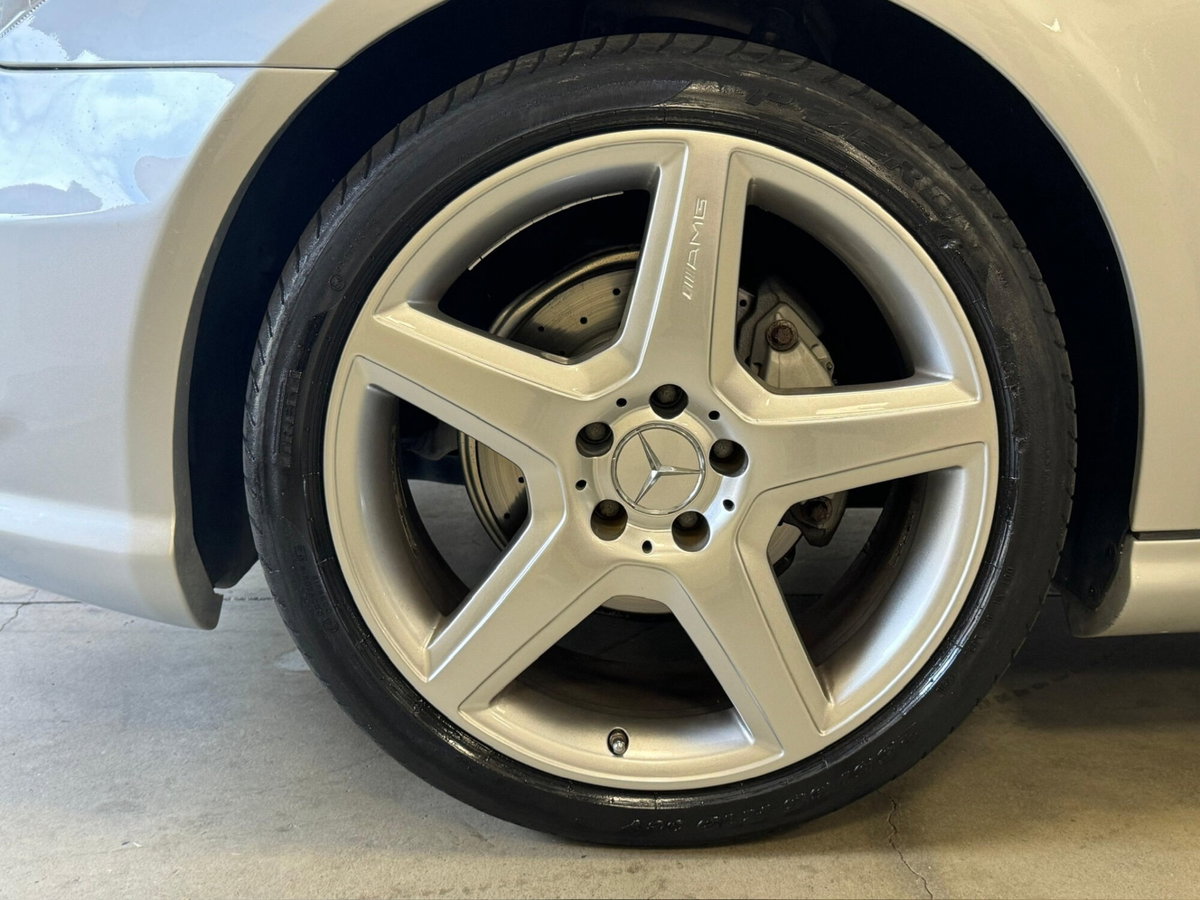 Mercedes-Benz CLS 320 CDI Sport (15)