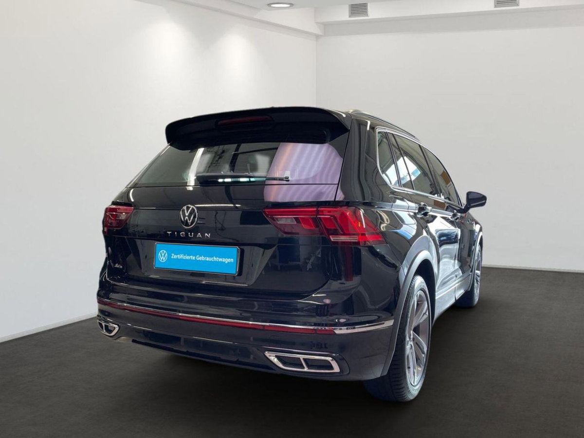 Volkswagen Tiguan 2.0 tdi R-Line 150cv dsg (3)