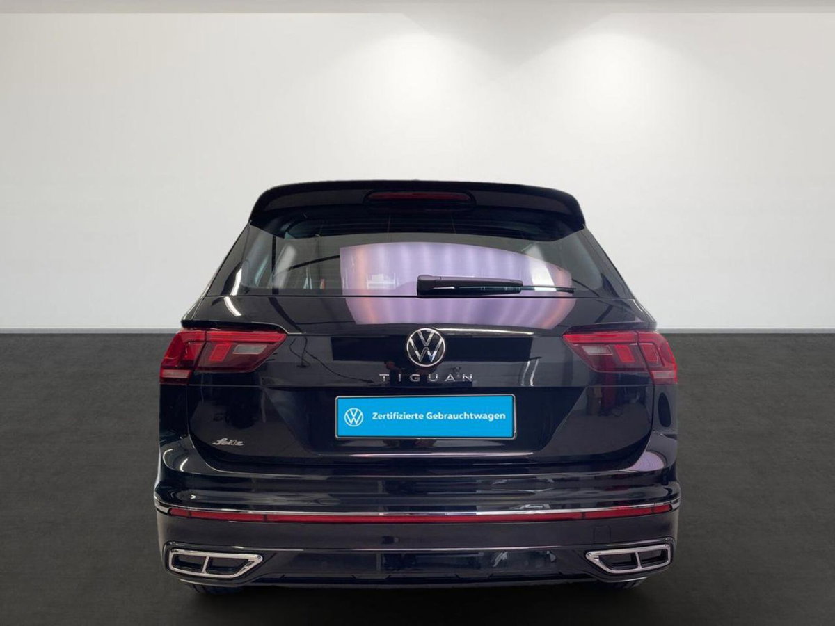 Volkswagen Tiguan 2.0 tdi R-Line 150cv dsg (4)
