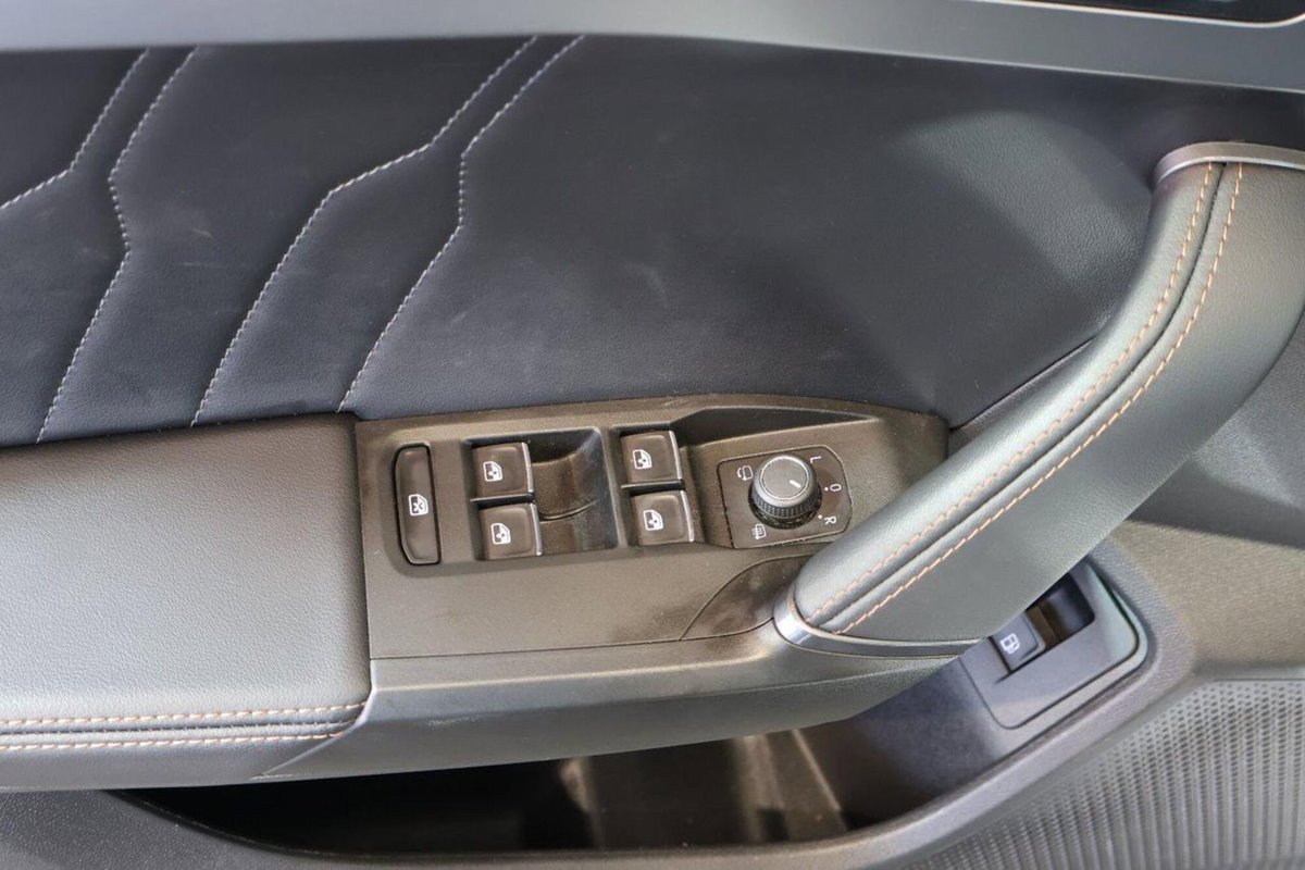 Cupra Formentor Formentor 1.4 e-Hybrid DSG (14)