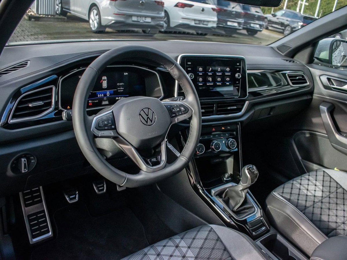 Volkswagen T-Roc 1.0 tsi R-Line 115cv (4)