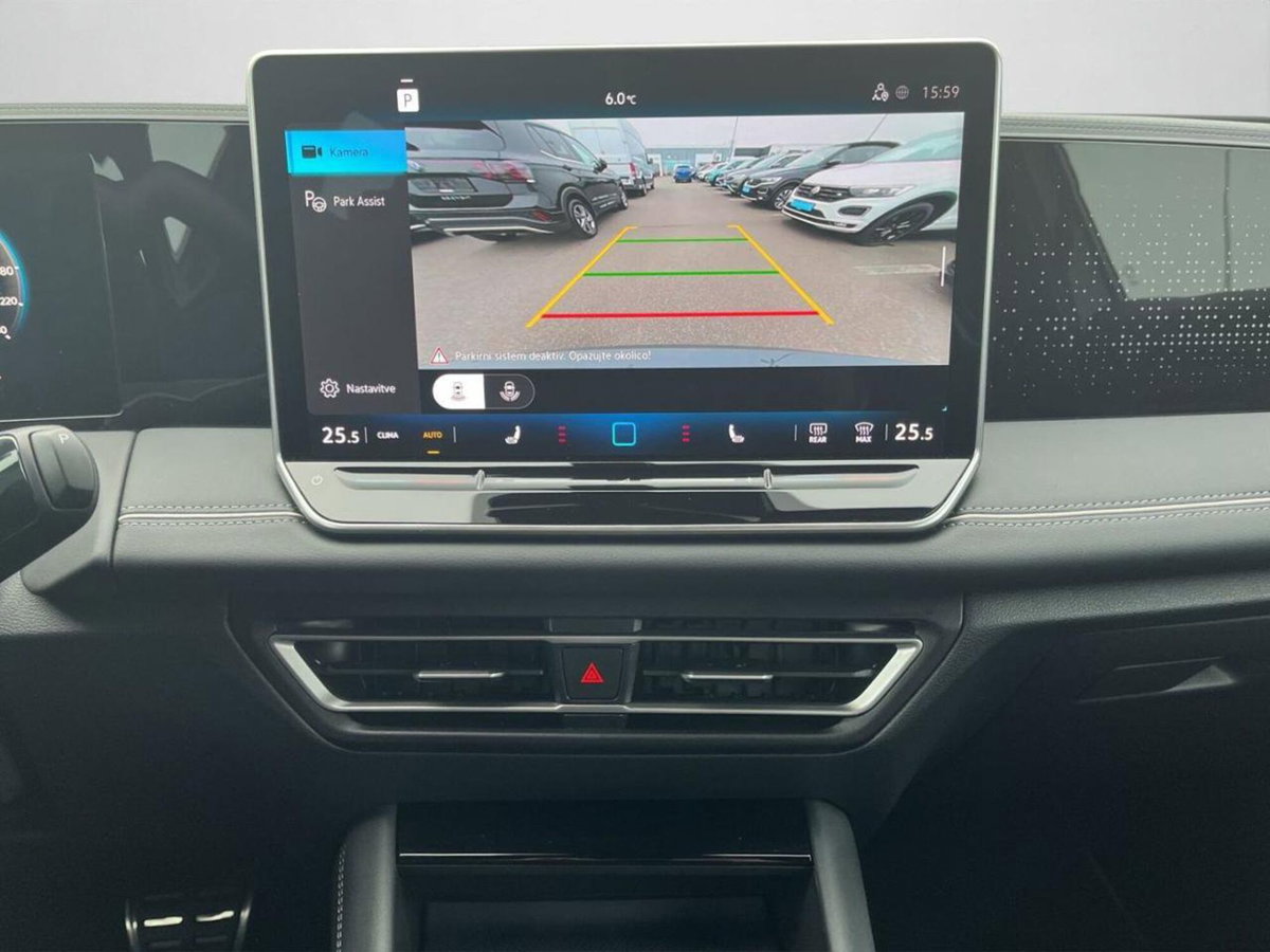 Volkswagen Tiguan 2.0 tdi R-Line 150cv dsg (12)