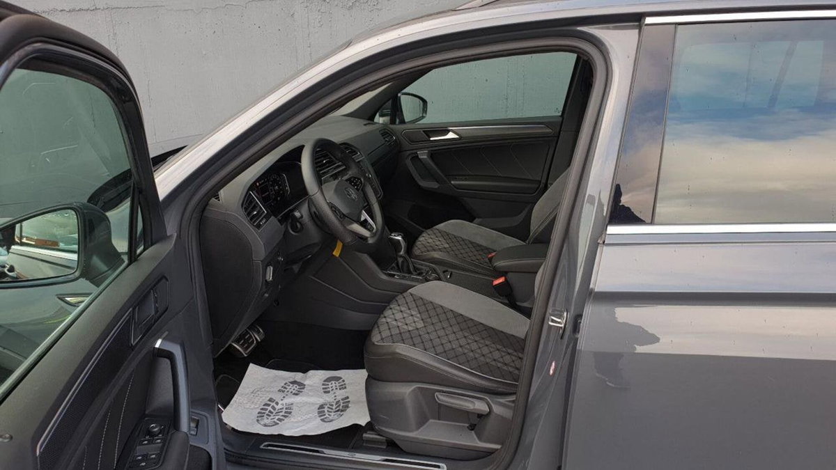 Volkswagen Tiguan 2.0 TDI 200 CV SCR DSG 4MOTION R-Line (4)