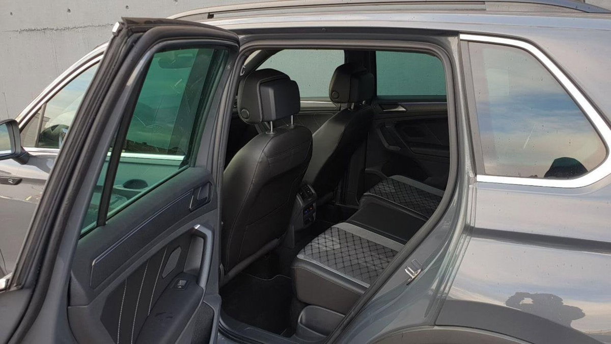 Volkswagen Tiguan 2.0 TDI 200 CV SCR DSG 4MOTION R-Line (7)