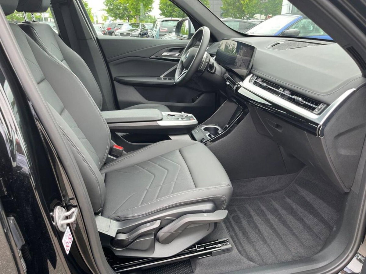 BMW X1 sdrive18i X-Line auto (7)