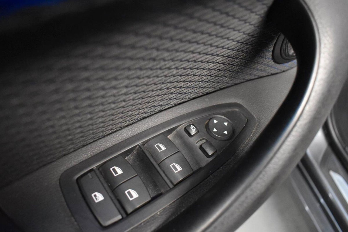 BMW X1 sDrive18i (11)