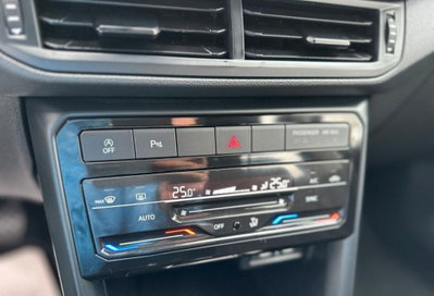 Volkswagen T-Cross 1.0 TSI Sport (15)