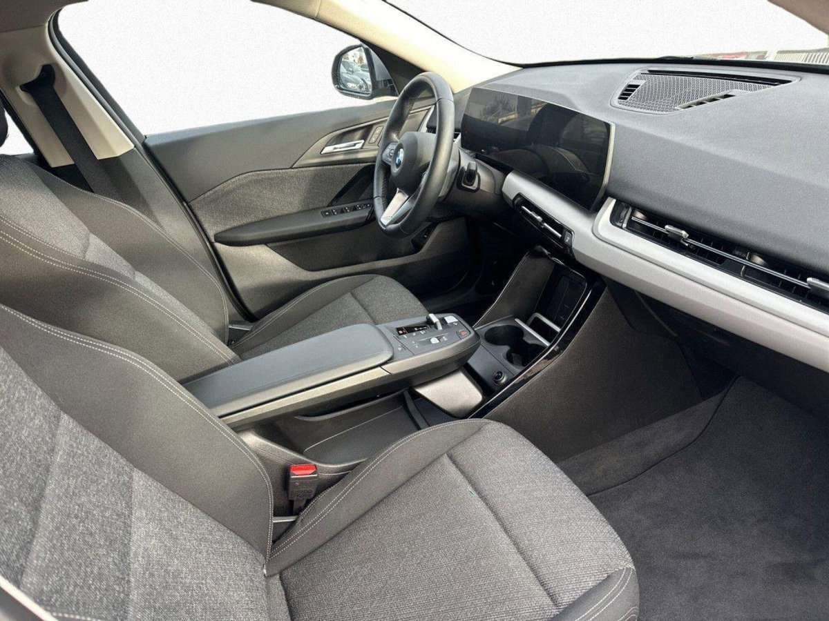 BMW X2 sDrive18d (8)