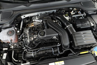 Volkswagen Golf 1.5 etsi 50 Years 150cv dsg (7)