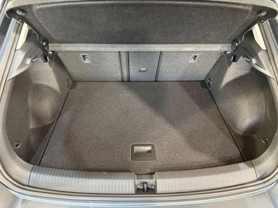 Volkswagen T-Roc 1.5 tsi Life (19)