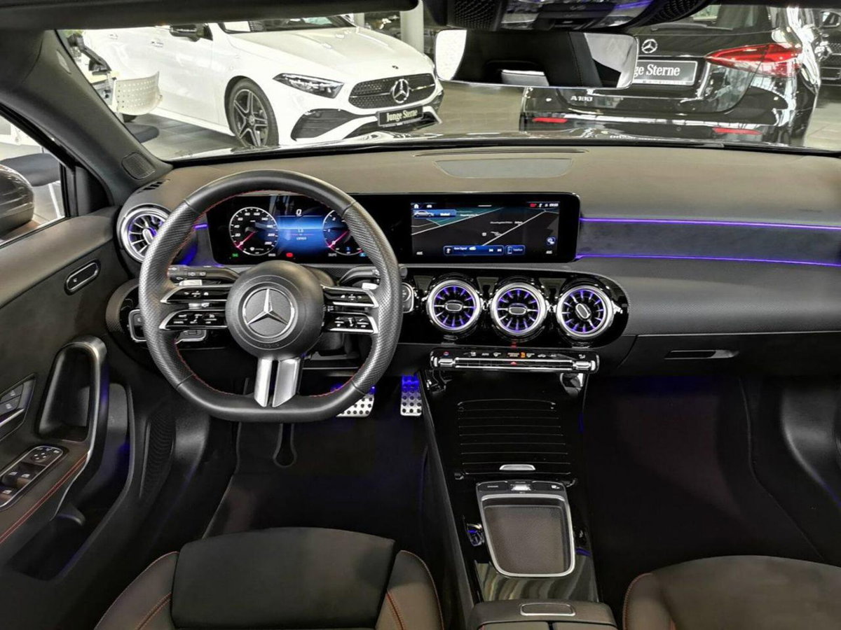 Mercedes-Benz Classe A 180 d Automatic Premium (12)