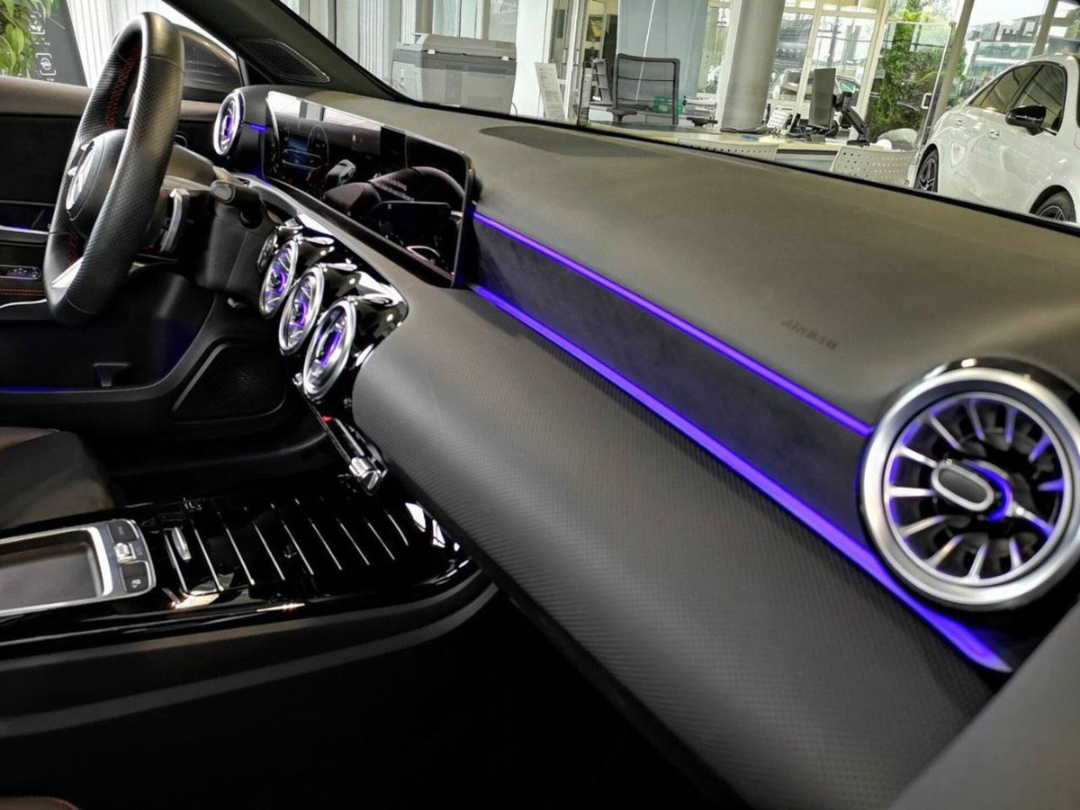 Mercedes-Benz Classe A 180 d Automatic Premium (14)
