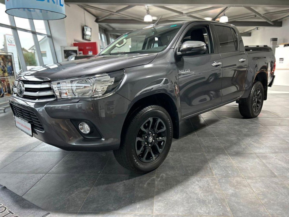 Toyota Hilux 2.D-4D 4WD porte Double Cab Comfort (2)