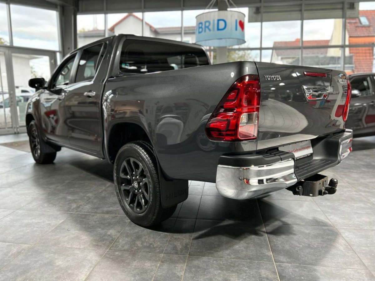 Toyota Hilux 2.D-4D 4WD porte Double Cab Comfort (4)