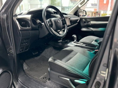 Toyota Hilux 2.D-4D 4WD porte Double Cab Comfort (5)