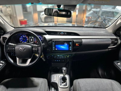 Toyota Hilux 2.D-4D 4WD porte Double Cab Comfort (6)